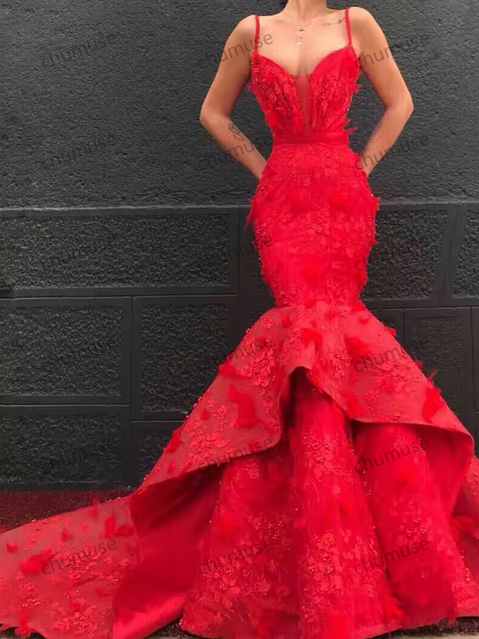 Sleeveless Red Prom Dress Women Spaghetti Mermaid Trumpt Appliques Floor Length Scoop Neck Lace Train Tiered Formal Luxury Gowns