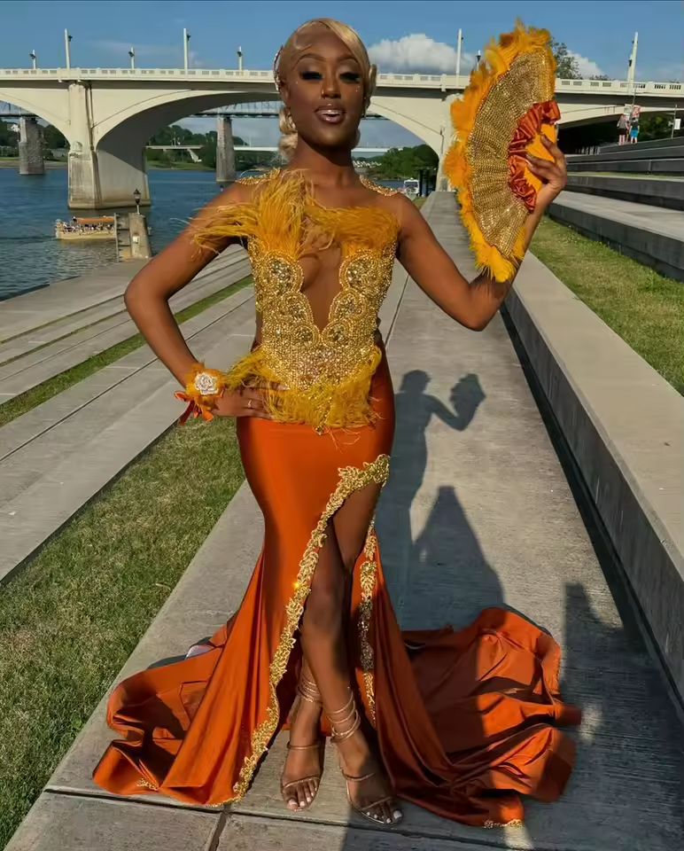 Orange Rhinestone Prom Dresses For Women Feathers Slit Mermaid Evening Gown Black Girls Party Wear Vestidos De Gala