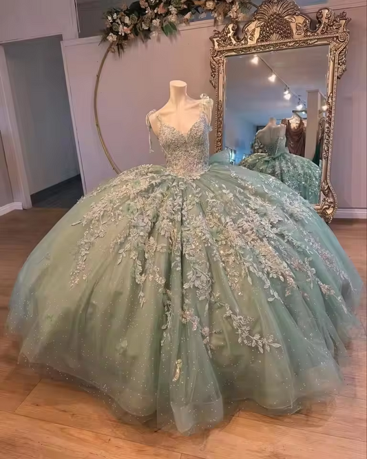 Customized Spaghetti Strap Tulle Lace Appliqued Quinceanera Dress Ball Gown Sweet 15 Party Dress Vestidos De 15 Quinceañeras