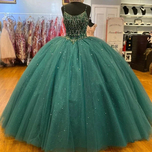 Glittering Dark Green Spaghetti Strap Princess Quinceanera Dresses Sequined Crystal Vestidos De 15 Años Birthday Party Ball Gown