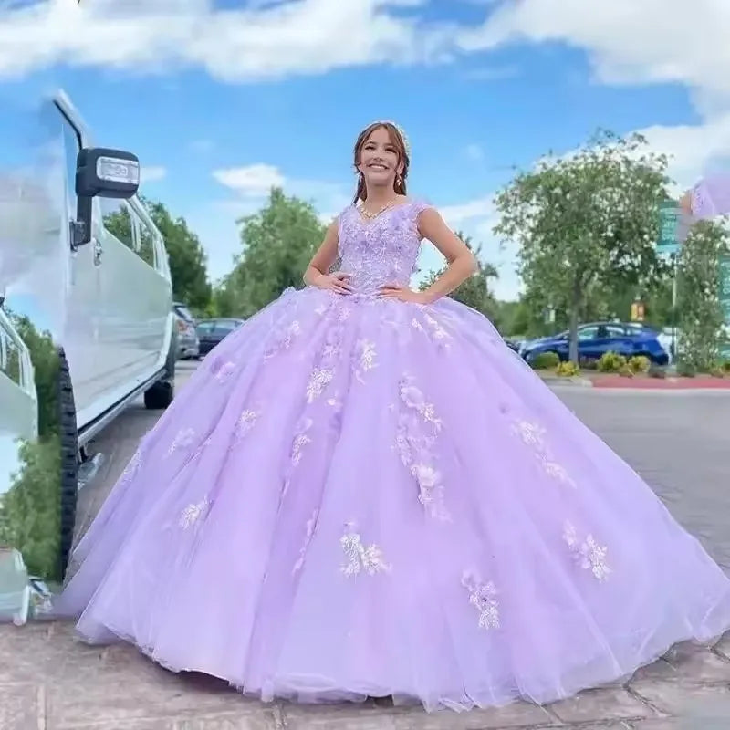 Lilac V-Neck Quinceanera Dresses Vestidos De 15 Anos Bal Gown Fashion Appliques 3D Flower Princess Party Customized